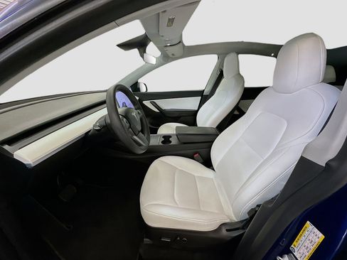 Used 2021 Tesla Model Y Long Range AWD/4WD image 13