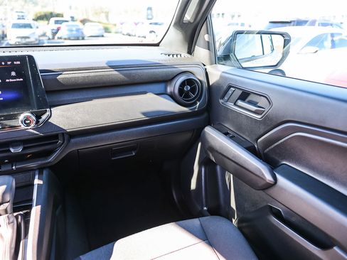 Used 2023 Chevrolet Colorado Trail Boss w/ Advanced Trailering Package image 6