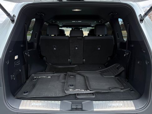 Used 2023 Lexus LX 600 4WD w/ Luxury Package image 66