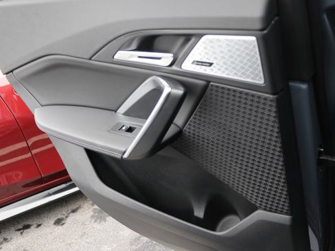 Used 2024 BMW X1 xDrive28i w/ M Sport Package image 33