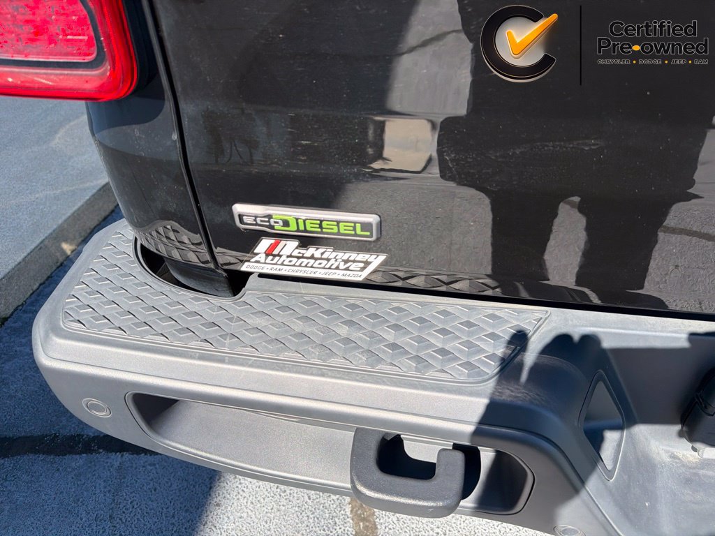 Certified 2023 Jeep Gladiator Sport AWD/4WD image 10