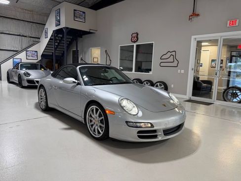 Used 2007 Porsche 911 Carrera S RWD image 57