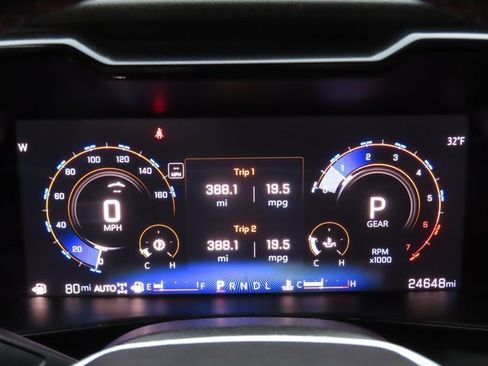 Used 2024 Chevrolet Colorado Z71 w/ Z71 Convenience Package 2 image 35