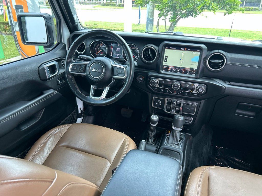 Used 2022 Jeep Gladiator Overland AWD/4WD image 9