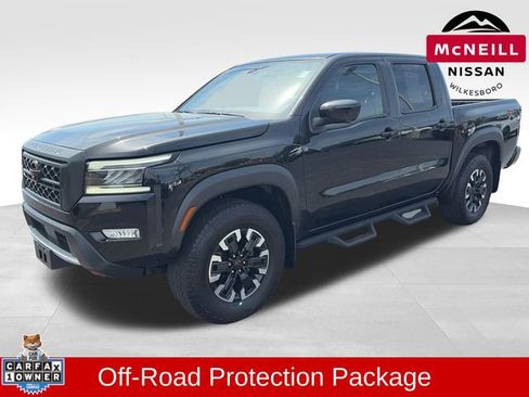 Used 2023 Nissan Frontier PRO-4X w/ Pro Convenience Package AWD/4WD image 3