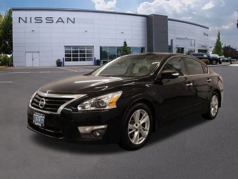 Used 2013 Nissan Altima 2.5 SL image 2