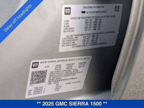 Used 2025 GMC Sierra 1500 SLT image 45