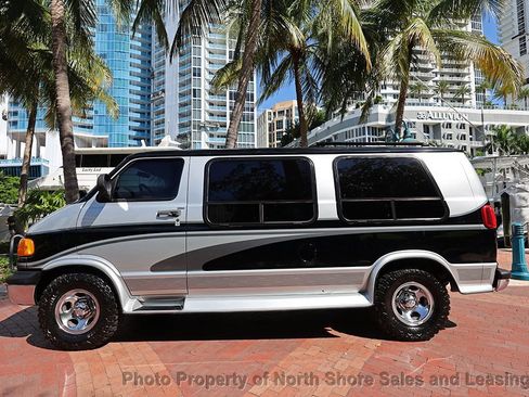 Used 1998 Dodge B1500 image 63