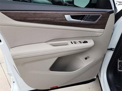 New 2026 Volkswagen Atlas SEL Premium R-Line image 11