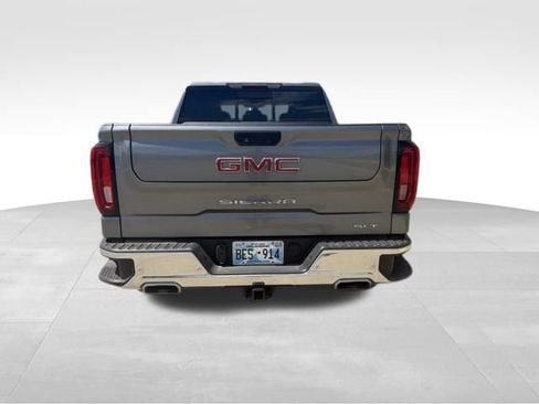 Used 2022 GMC Sierra 1500 SLT w/ SLT Premium Plus Package AWD/4WD image 4