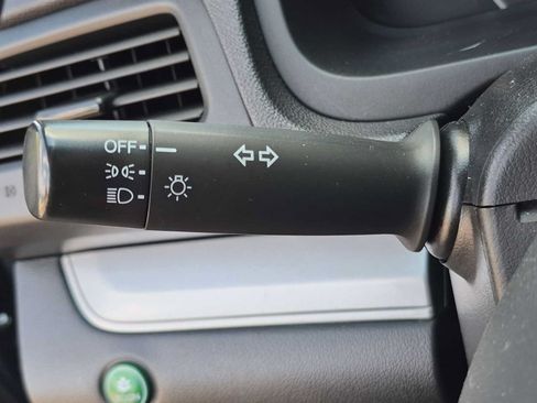 Used 2015 Honda CR-V LX image 25