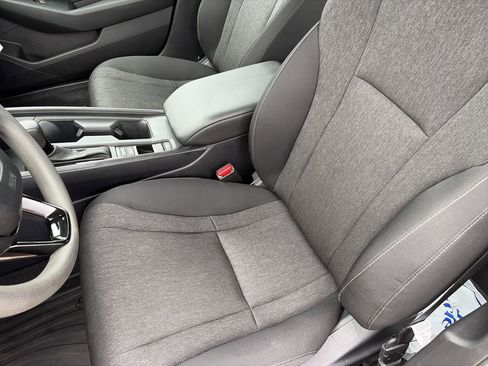 Used 2024 Honda Accord EX image 12