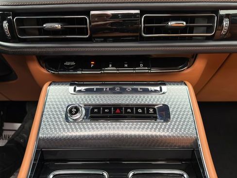 Used 2025 Lincoln Aviator Black Label image 36