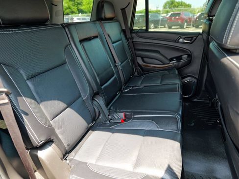 Used 2019 Chevrolet Tahoe LS w/ Enhanced Driver Alert Package AWD/4WD image 32