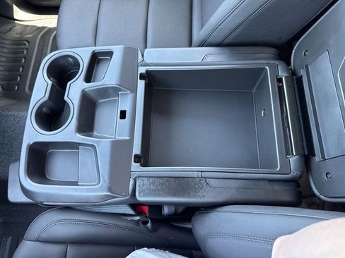 Used 2026 Chevrolet Silverado 1500 W/T w/ WT Safety Package RWD image 17