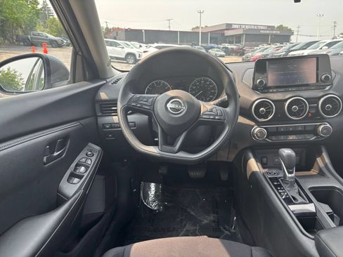Used 2025 Nissan Sentra S FWD image 27