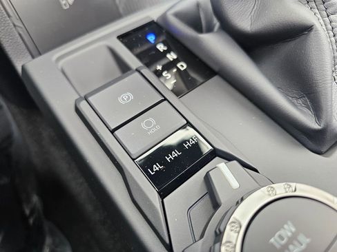 New 2026 Toyota 4Runner 4WD image 35