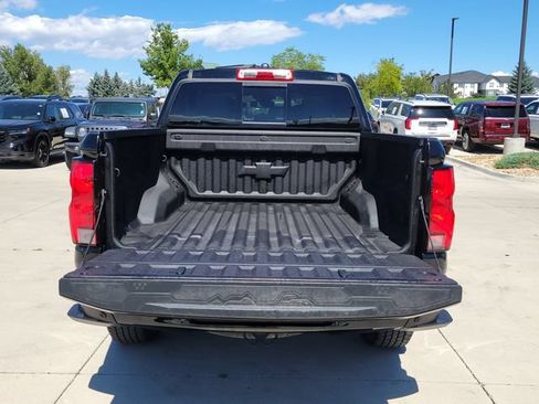 Used 2023 Chevrolet Colorado Z71 w/ Z71 Convenience Package 2 AWD/4WD image 11