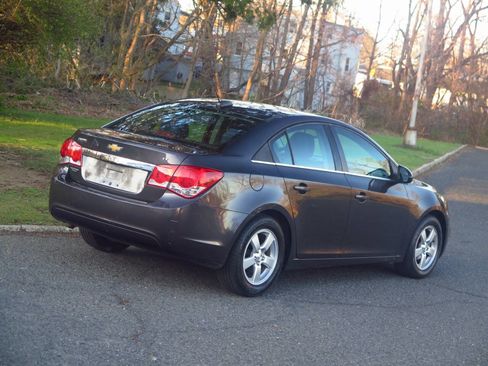 Used 2015 Chevrolet Cruze LT w/ Sun And Sound Package FWD image 30