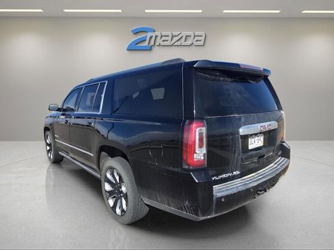 Used 2019 GMC Yukon XL Denali w/ Denali Ultimate Package image 3