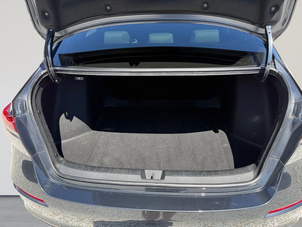 Used 2023 Honda Civic LX image 18