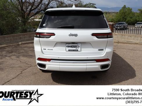 Used 2022 Jeep Grand Cherokee L Overland w/ Luxury Tech Group IV AWD/4WD image 5
