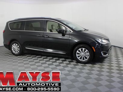 Used 2018 Chrysler Pacifica Touring-L