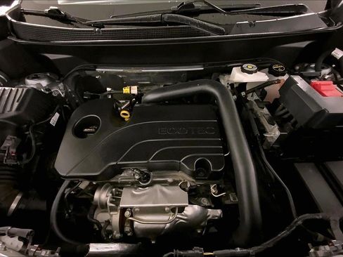 Used 2025 Chevrolet Equinox LT image 10