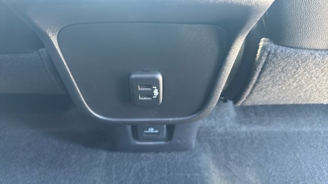 Used 2024 Chevrolet Equinox RS AWD/4WD image 27