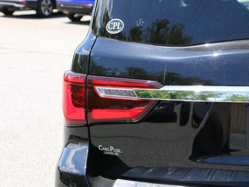 Used 2019 INFINITI QX80 Luxe RWD image 6