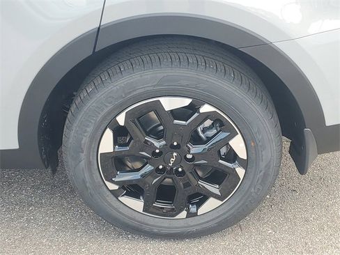 New 2026 Kia Sorento S image 5