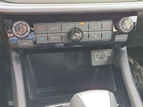 New 2026 Jeep Compass Limited AWD/4WD image 61