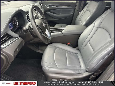 Used 2024 Buick Enclave Essence AWD/4WD image 21