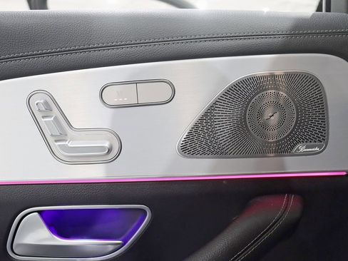 Used 2021 Mercedes-Benz GLS 580 4MATIC image 42