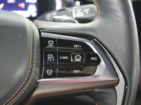 Used 2024 Jeep Grand Cherokee L Summit w/ Advanced Protech Group IV image 29