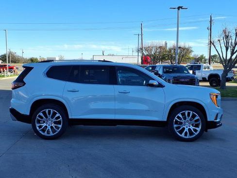 New 2026 GMC Acadia Denali w/ Super Cruise Package image 2