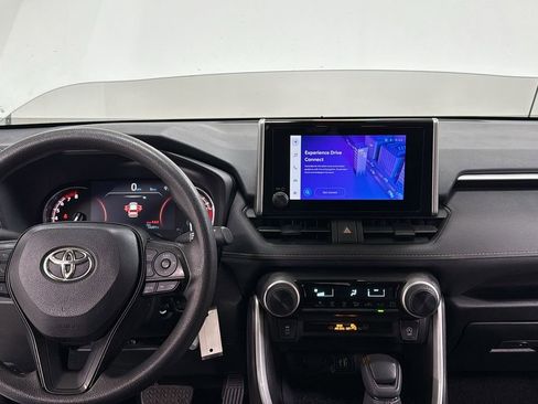 Used 2024 Toyota RAV4 LE image 9