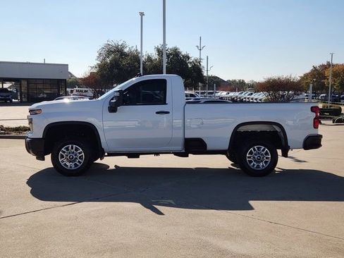 Used 2025 Chevrolet Silverado 2500 W/T image 12