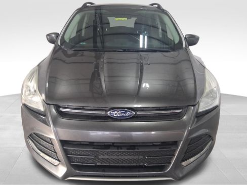 Used 2015 Ford Escape SE w/ Equipment Group 201A image 2