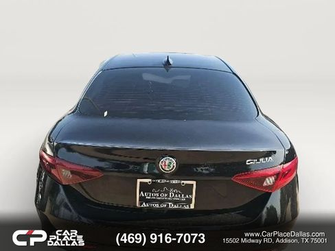 Used 2019 Alfa Romeo Giulia RWD image 5