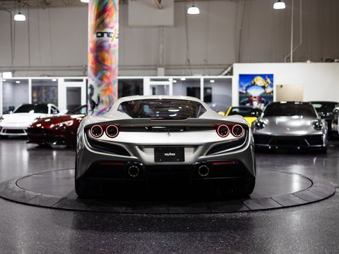 Used 2021 Ferrari F8 Tributo image 17