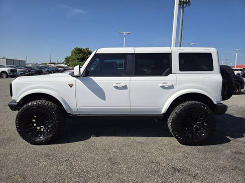 Certified 2025 Ford Bronco Badlands AWD/4WD image 4