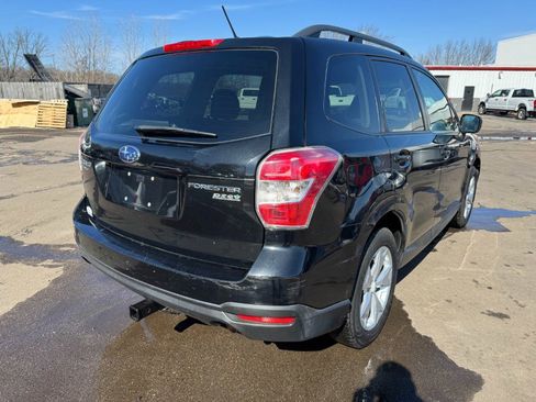 Used 2015 Subaru Forester 2.5i Premium w/ All-Weather Package AWD/4WD image 5