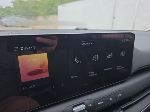 Certified 2025 Kia K4 LXS image 12