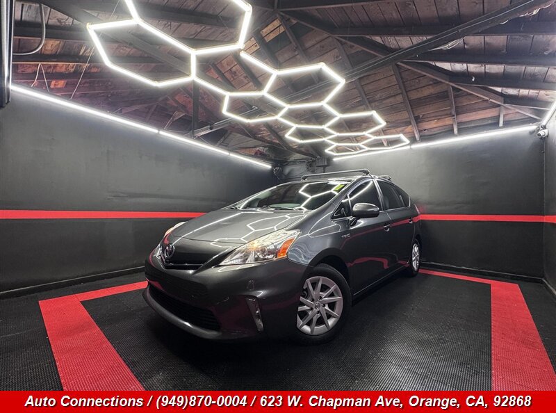 Used 2013 Toyota Prius V Three FWD image 2