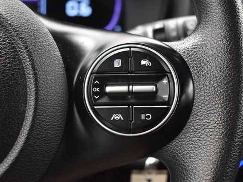 Used 2023 Kia Soul LX w/ Option Group 015 FWD image 23