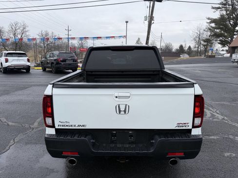 Used 2022 Honda Ridgeline Sport image 7