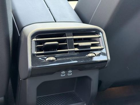Used 2026 BMW 530i RWD image 21