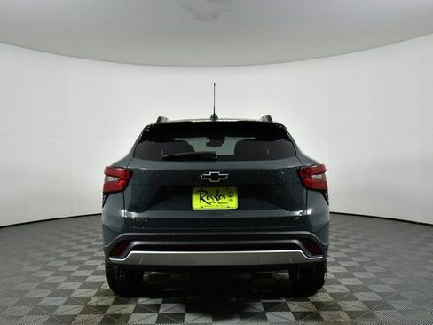 New 2026 Chevrolet Trax LT w/ Driver Confidence Package FWD image 12
