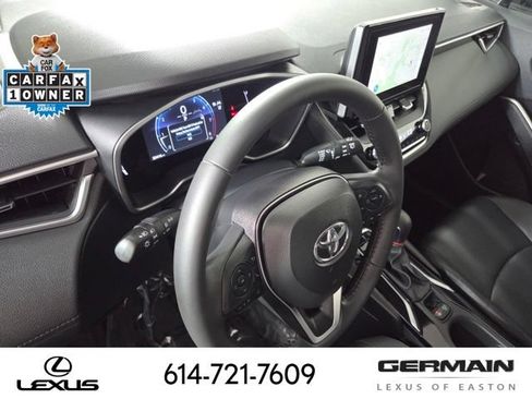 Used 2024 Toyota Corolla Cross XLE w/ Convenience Package AWD/4WD image 16
